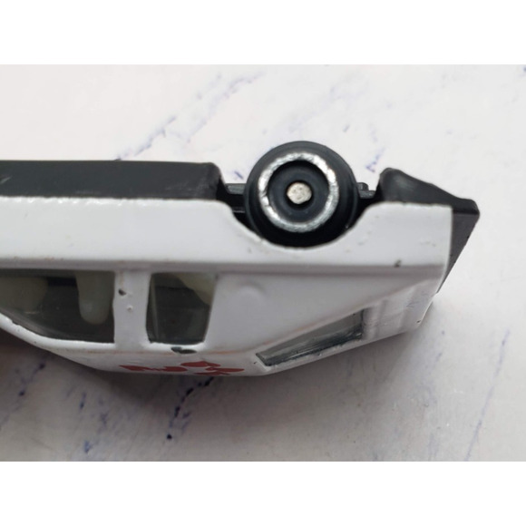 Vintage Collectible Speed Wheels White Diecast Car With Red Pinstriping - Picture 6 of 8